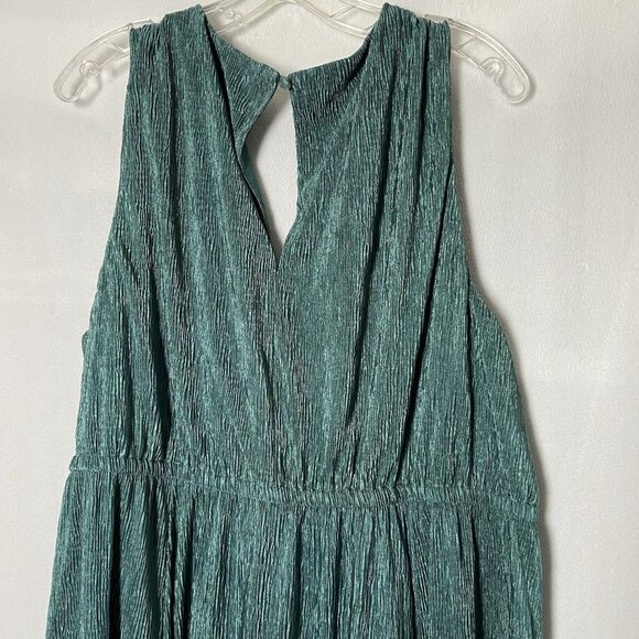 Torrid Crinkle Knit Surplice Tiered Midi Skater Dress Pine Green Plus Size 3X - Picture 15 of 16